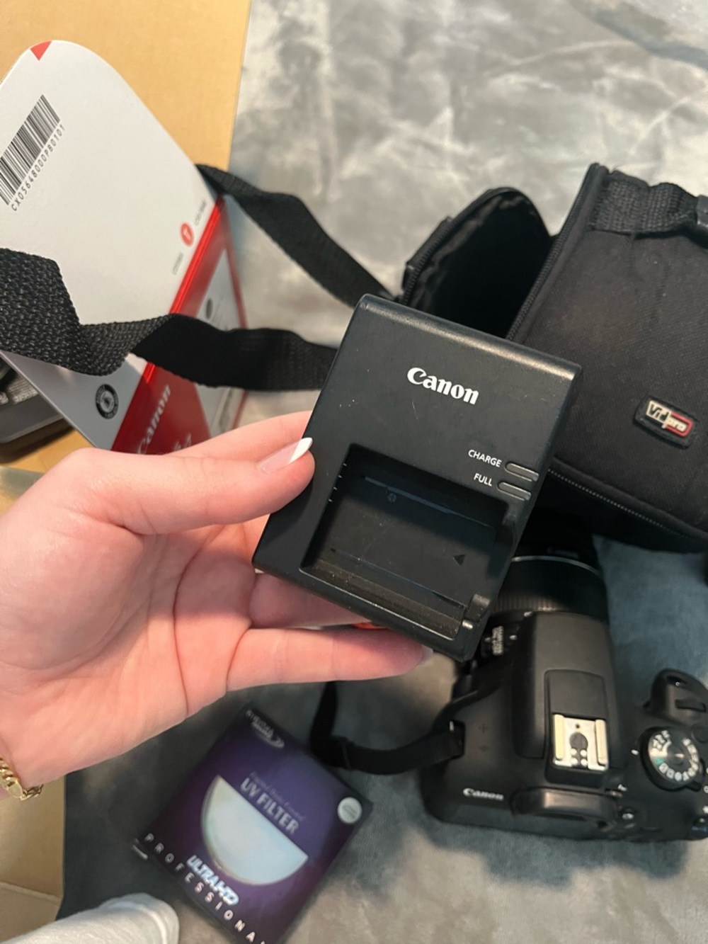 Canon EOS Rebel T7 DSLR Camera Kit - Black & White Box - Picture 7 of 11